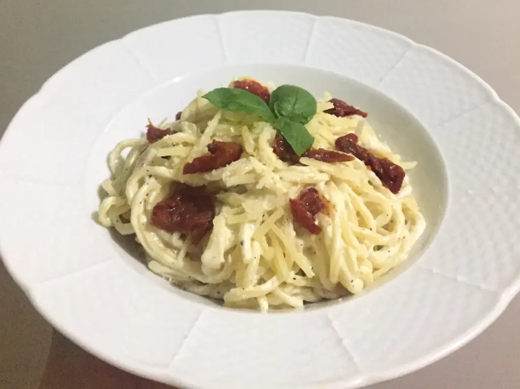 spagety so syrom vrsatec